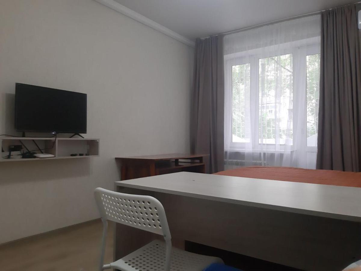 Апартаменти Aura On Sydykova Street 290 Бішкек Екстер'єр фото